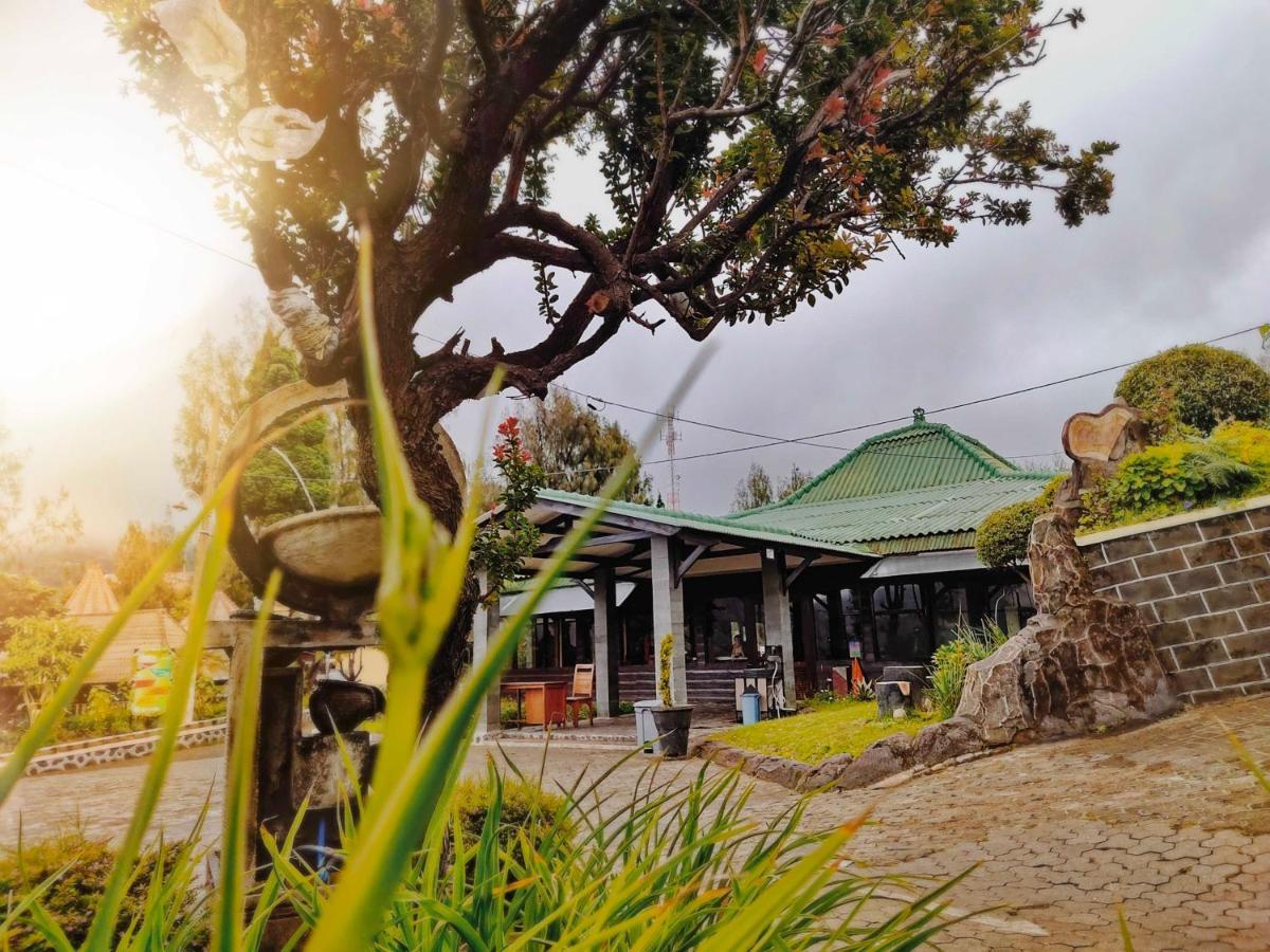 Bromo Permai 1 Hotel Exterior foto