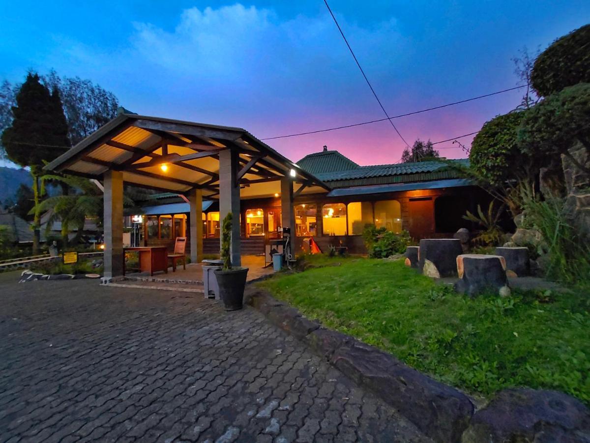 Bromo Permai 1 Hotel Exterior foto