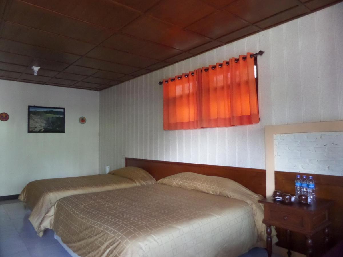 Bromo Permai 1 Hotel Exterior foto