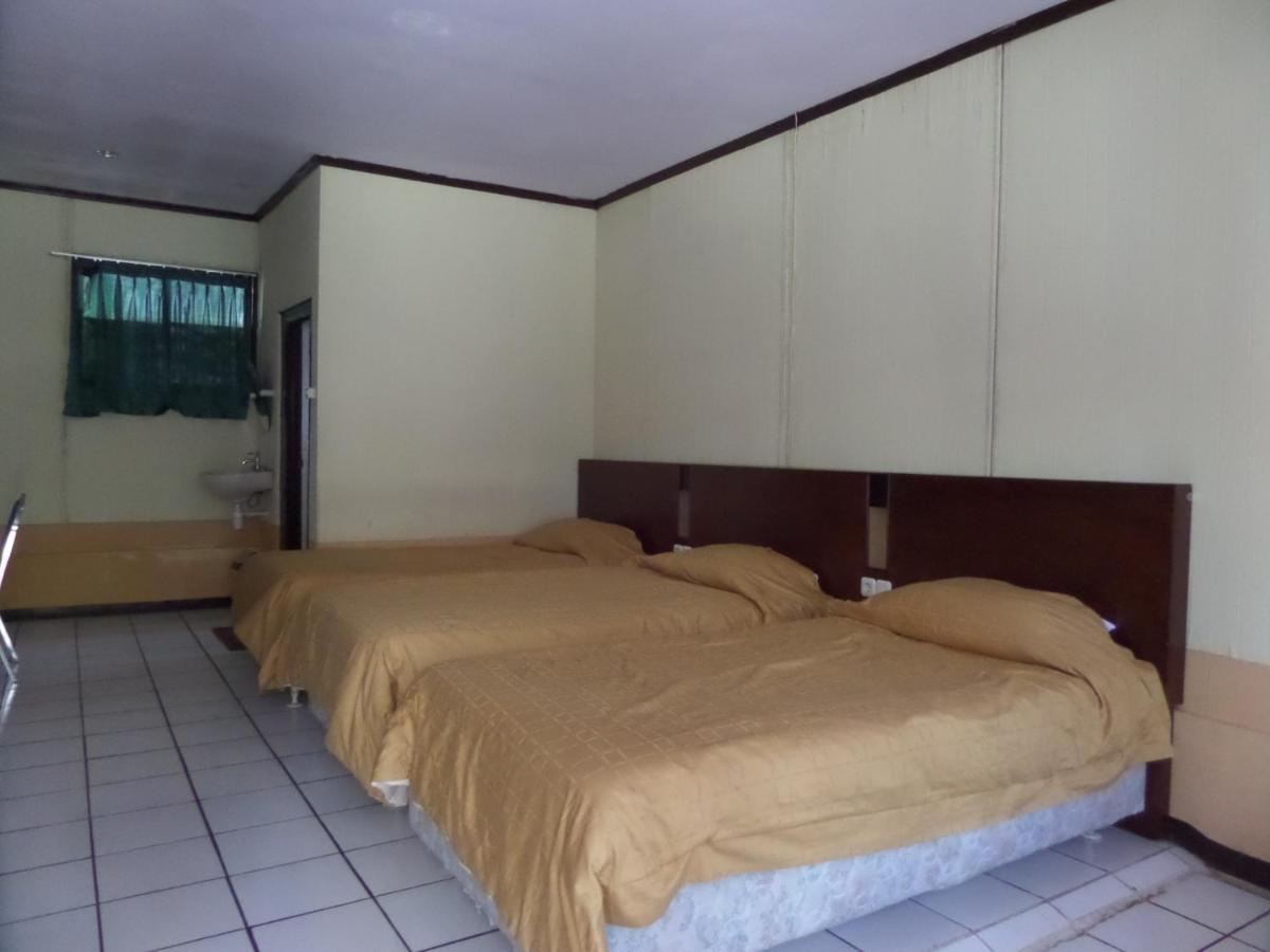 Bromo Permai 1 Hotel Exterior foto